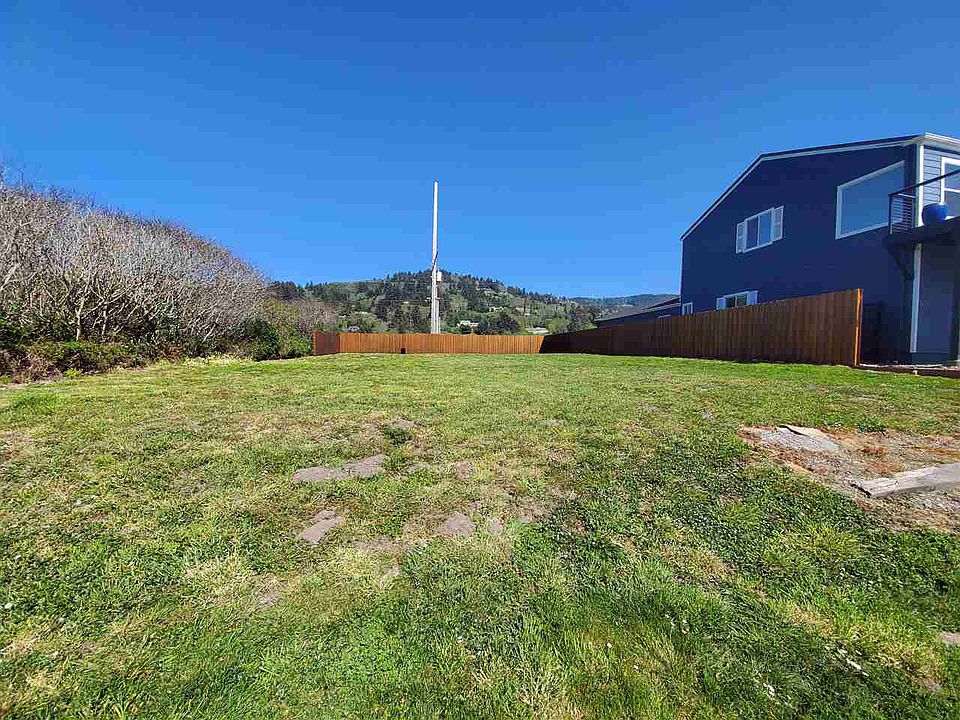 1st image of 16225 Gilbert Way