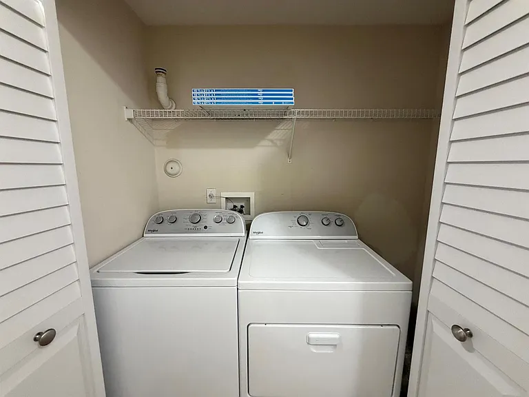 2052 Alta Meadows Ln #2205 — Photo 29