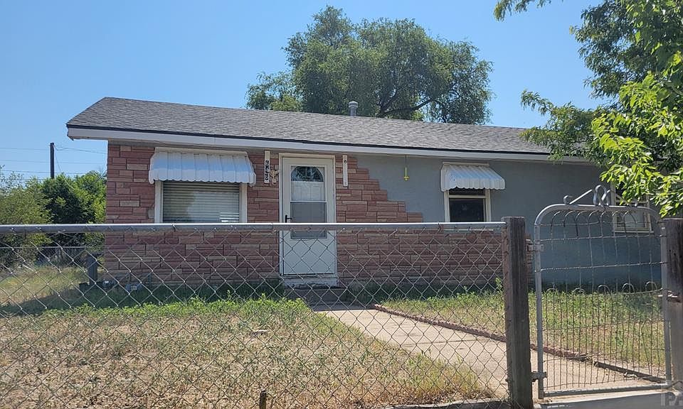 1st image of 646 Ardath Ln