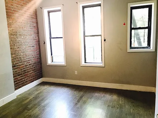 Rented by null | media 7