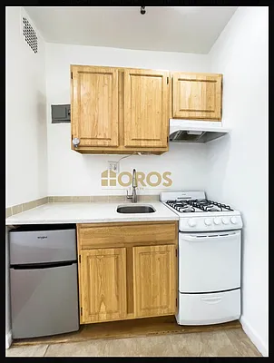 Rented by City Connections Realty | media 5