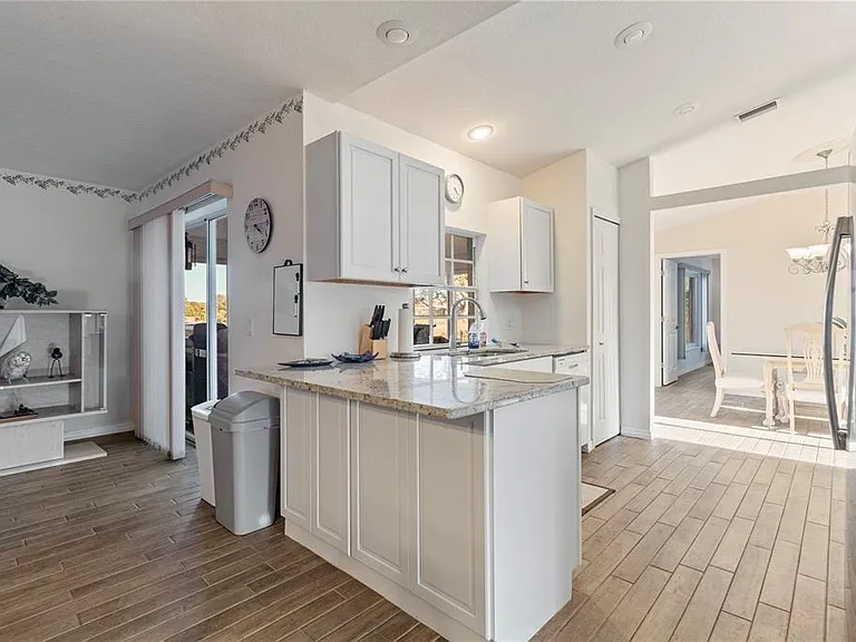 6460 Blueberry Dr — Photo 17