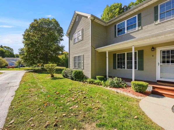 6 Donald Drive, Milton, VT 05468