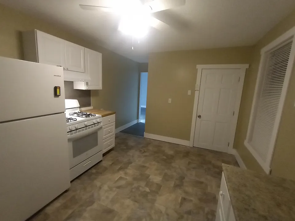 24 Milton St #24