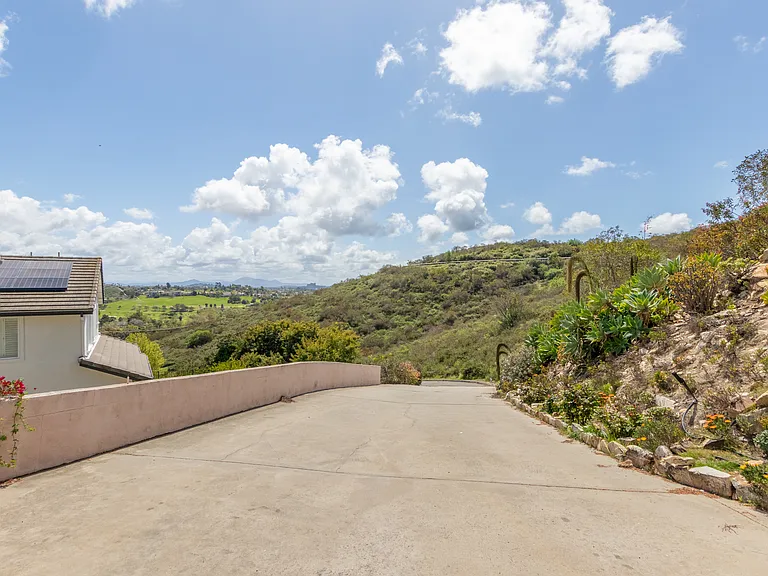 224 Via Las Brisas — Photo 26
