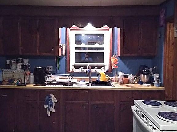 Kitchen area back apartment 