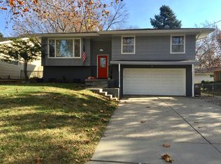 2005 66th St, Windsor Heights, IA 50324