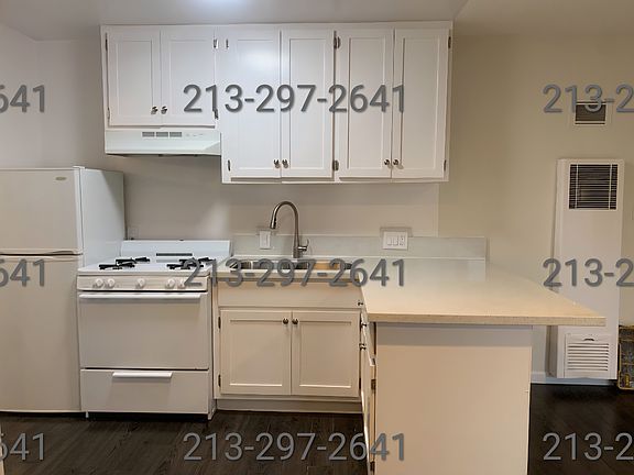 4th image of 1429 N Kenmore Ave #3