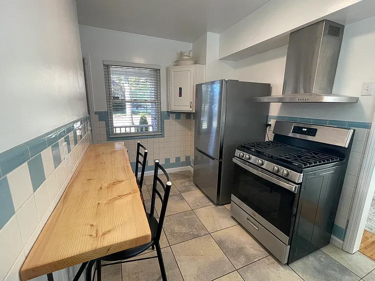 5622 Vogel Rd — Photo 19