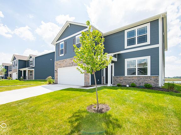 2nd image of 2375 Larkspur Ln