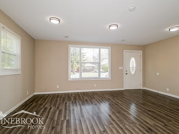 3rd image of 3133 Coles Ave
