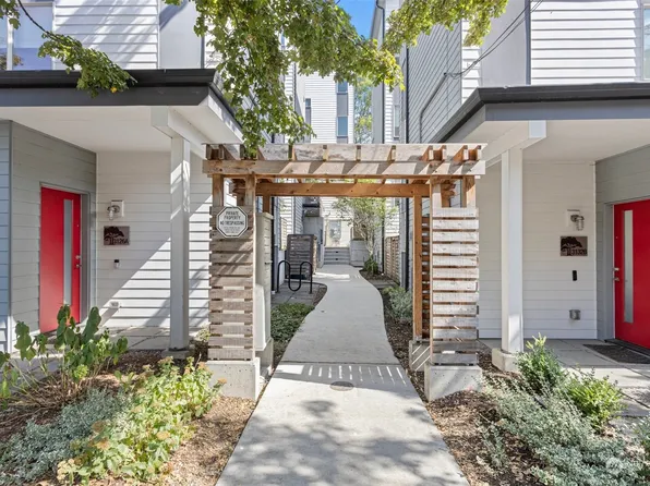 3126 Wetmore Avenue S #B, Seattle, WA 98144