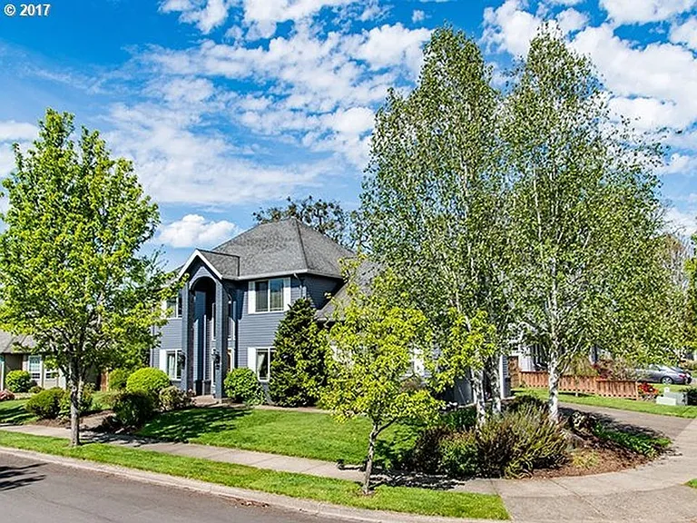 2687 NW Oak Ridge Dr — Photo 4