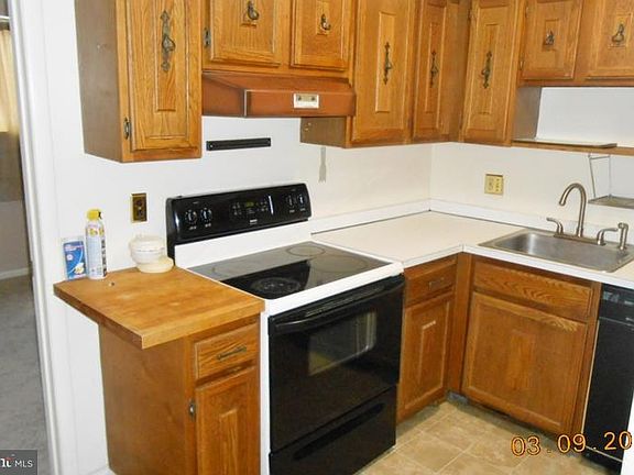 2nd image of 1103 Blair Ct