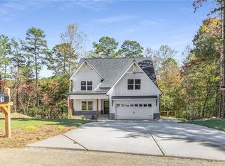 301 Kissimmee Trl, Cornelia, GA 30531