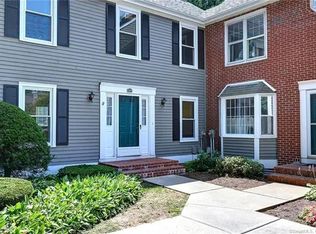209 Georgetown Dr, Glastonbury, CT 06033