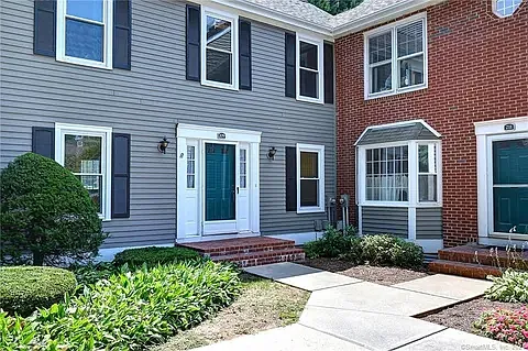 209 Georgetown Dr Photo 1