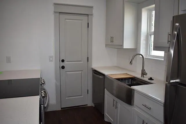 3 bed, 1200 sqft, $1,575 — Photo 3