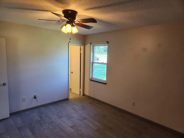 1017 Inverness Rd — Photo 6
