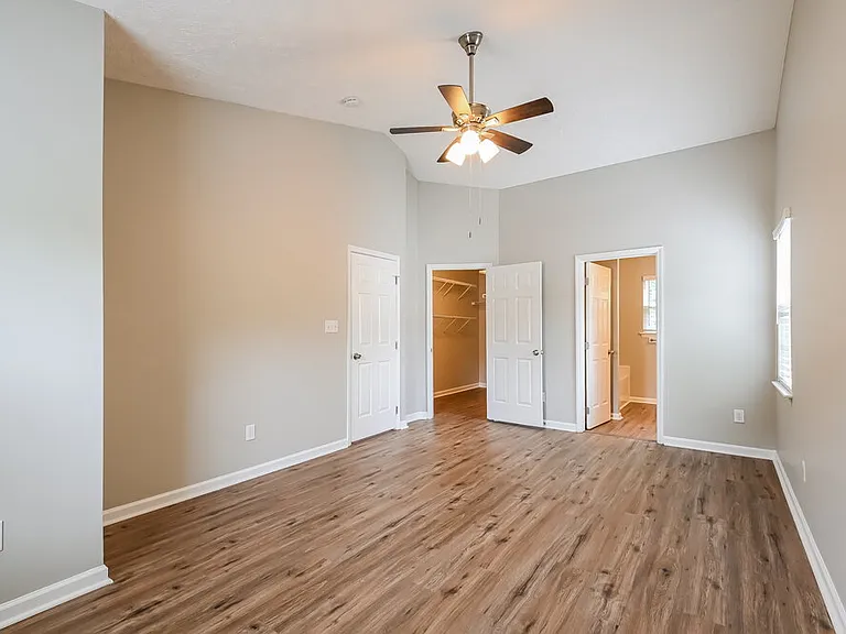 3000 Basswood Dr — Photo 9