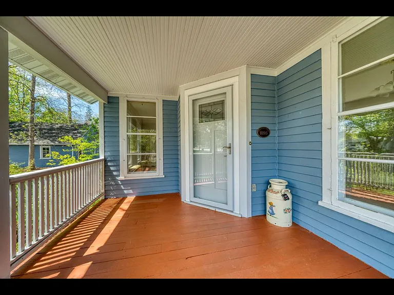1005 NW 1st Ave — Photo 3