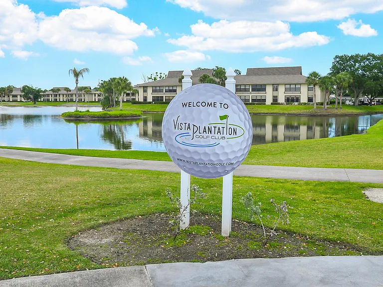 20 Plantation Dr #101 — Photo 29