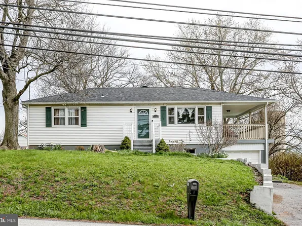 3911 Carlisle Rd, Dover, PA 17315