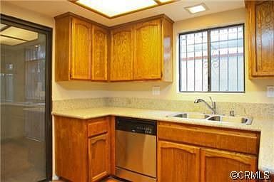 5th image of 11441 Oxford Ave