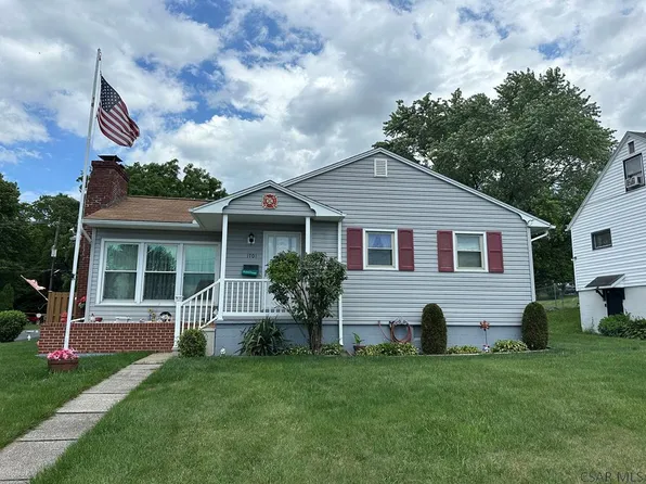 1701 Frieda Ave, Johnstown, PA 15902