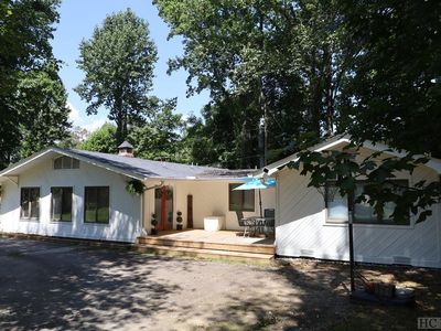 99 Warbler Lane, Whittier, NC, 28789