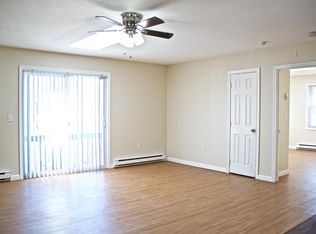 2 Eric Pl APT 3, North Providence, RI 02911
