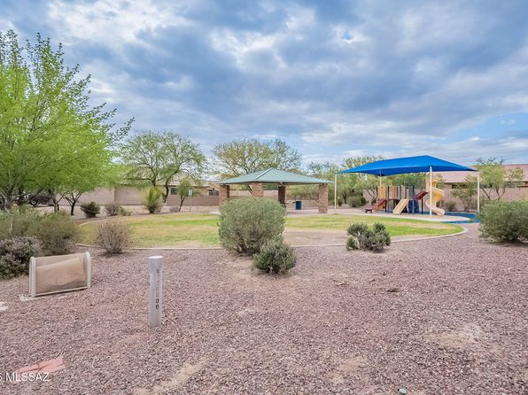 12500 N Boscombe Dr, Marana, AZ 85653