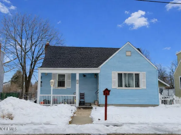 6 Octavia Place, Keyport, NJ 07735