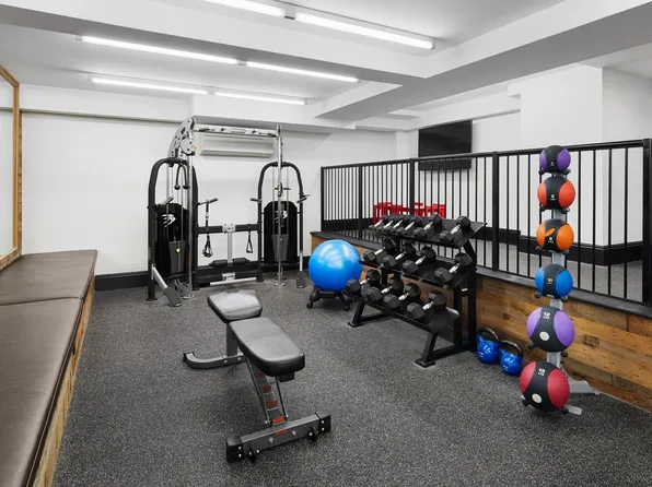 335 Carroll Street image 7 of 7