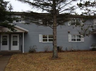 514 Selfridge Dr, Duluth, MN 55811