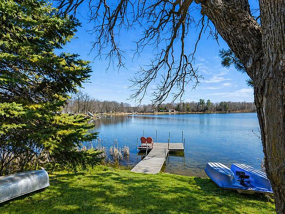 2nd image of 18986 Captive Lake Rd