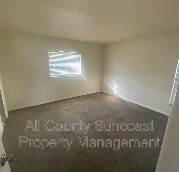 7450 35th St N #1003 — Photo 11