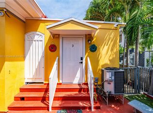 1828 SW 6th St #1, Miami, FL 33135
