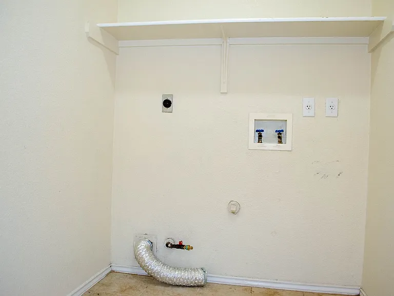 505 Shant St — Photo 17