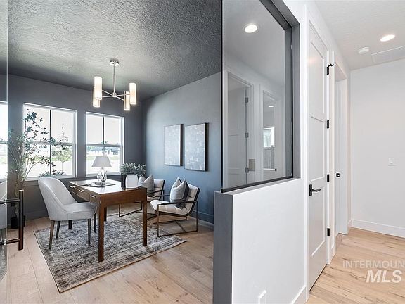 7th image of this home