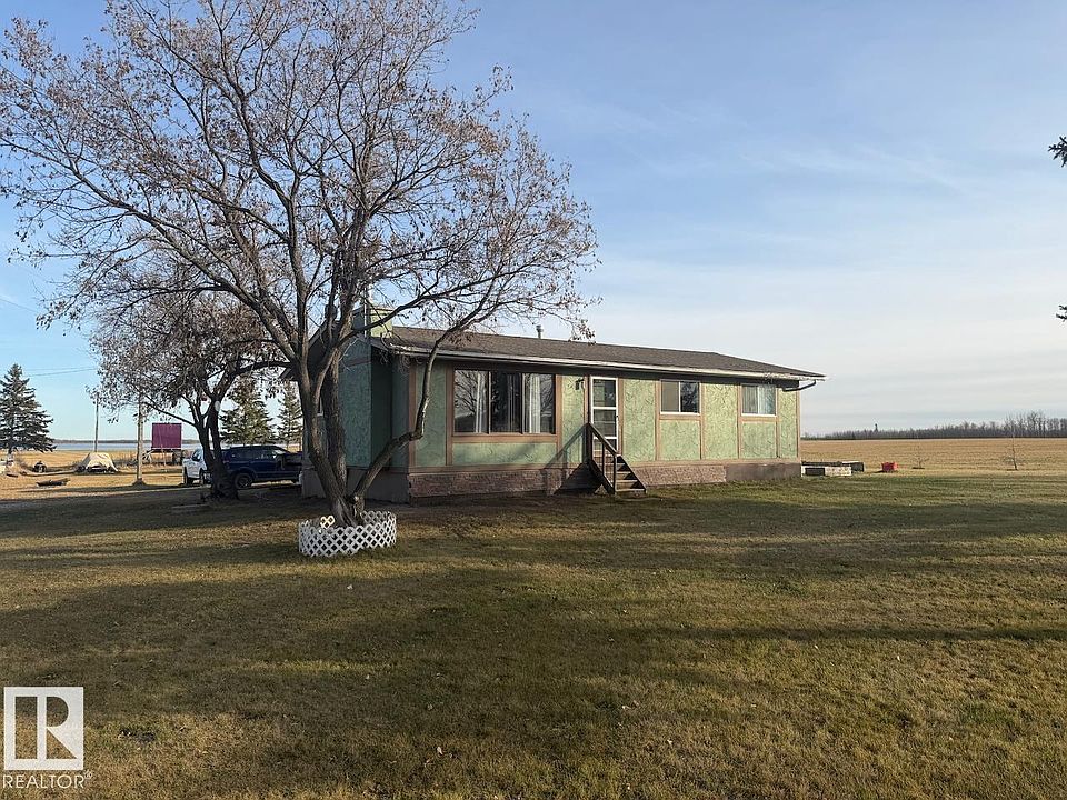 1st image of 61017 Range Rd #261