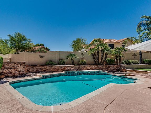 2nd image of 3360 S Oleander Dr