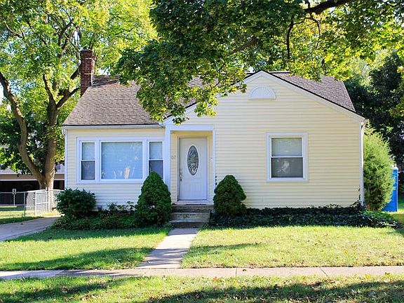 2nd image of 307 Berkley Ave