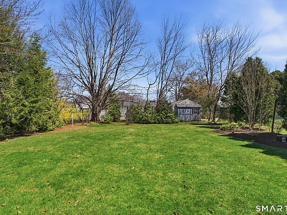 3rd image of 124 Midwell Road
