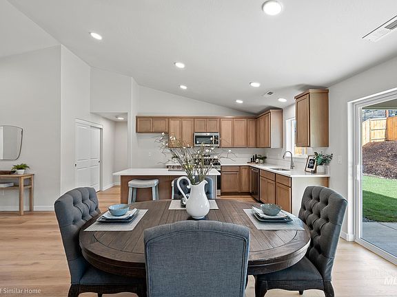 7th image of this home