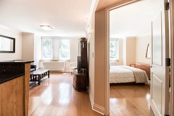 Sold by Prime Realty | media 8