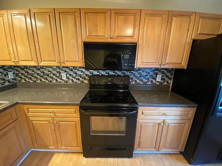 4710 Brookwood Dr — Photo 15