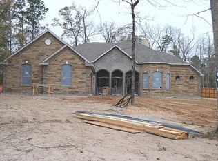 375 Royal Navigator Rd, Montgomery, TX 77316