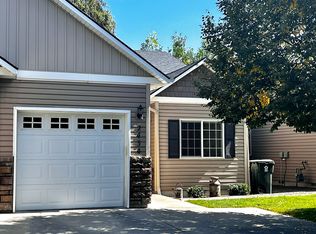 2434 N Locust Grove Rd, Meridian, ID 83646
