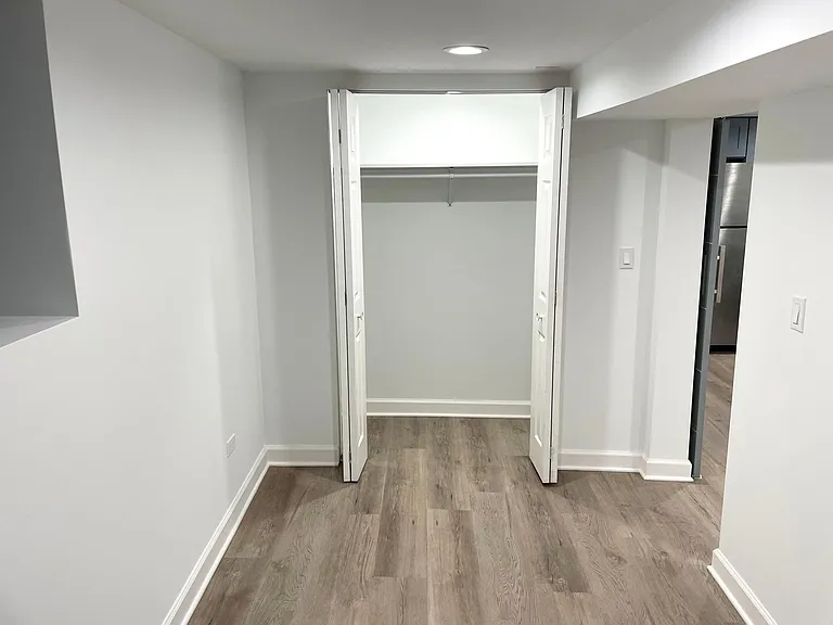 1505 N Rockwell St #G — Photo 10